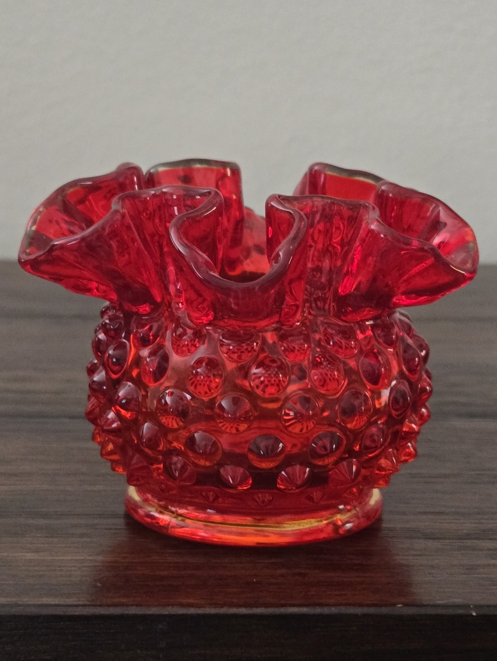 VTG 1960's Fenton Hobnail Amberina Red Cadmium Round Ruffled Vase Glow Small